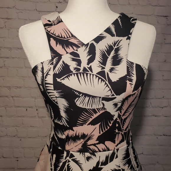 Cute floral pink EXPRESS A-line dress - Picture 10 of 16